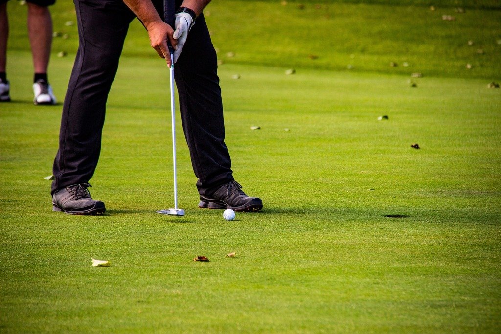 most comfortable golf shoes for walking